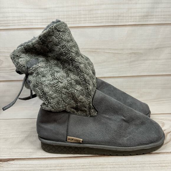 Muk Luks Gray Sherpa Lined Sweater Boots Size 9 - Picture 5 of 12